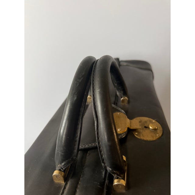 Gucci Large 1960s Full Leather Black Gucci Suitcase For Sale - Image 4 of 7