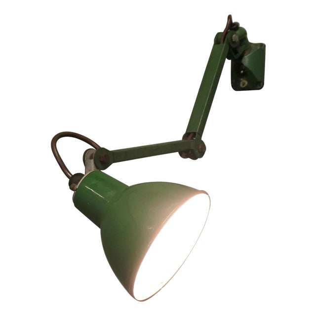 Vintage Industrial Articulated Rotating Wall Light, 1930 For Sale