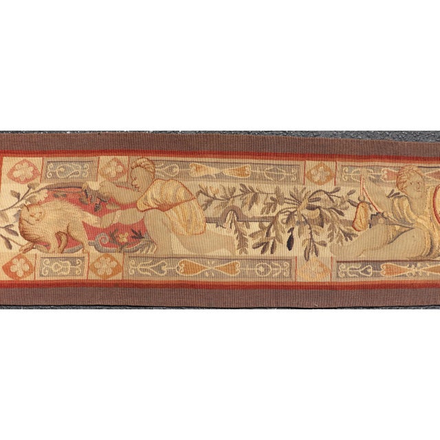 Antique French Fine Weave Tapestry in Excellent Condition For Sale In Atlanta - Image 6 of 12