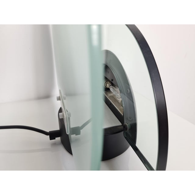 Metal Postmodern Black Table Lamp by Leonardo Marelli for Estiluz, 1980s For Sale - Image 7 of 10