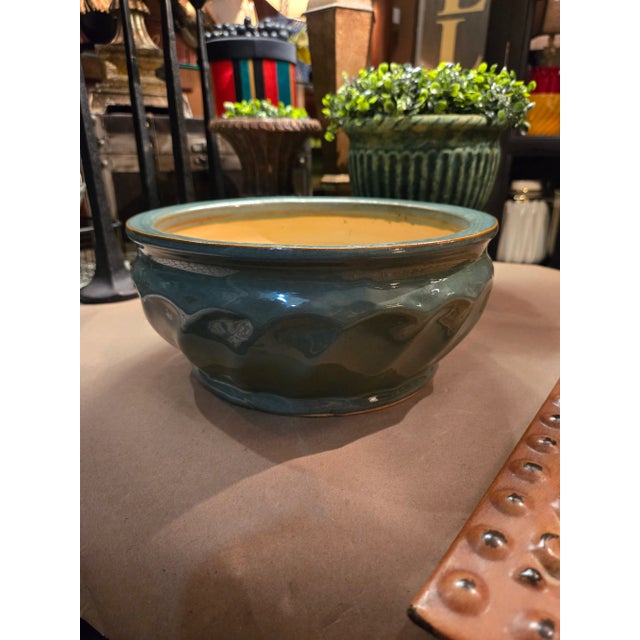 1970s Large 1970s Heavy Vintage Planter Vase With Gold Trim For Sale - Image 5 of 9