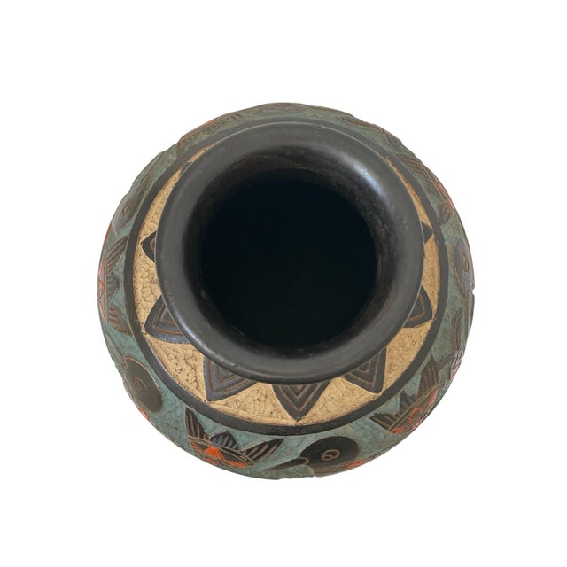 Mid 20th Century Vintage Okinawa Tsuboya Yaki Pottery Vase Etched Birds and Fish. 10” For Sale - Image 5 of 7