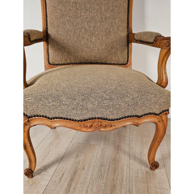 Pair of 19th Century Italian Carved Wooden Chairs in Transitional Style For Sale - Image 9 of 10