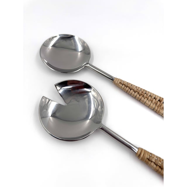 Contemporary Handmade Stainless Steel & Rattan Woven Handle Salad Server Set, Handcrafted in India - 2 pcs For Sale - Image 3 of 8