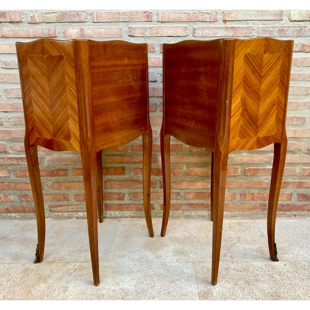 Vintage French Bedside Tables in Marquetry and Bronze Hardware, 1920, Set of 2 For Sale - Image 11 of 13