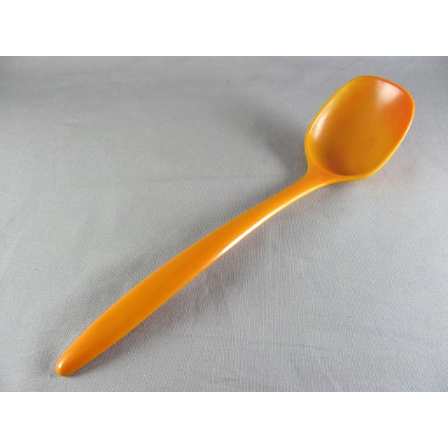 Mid-Century Modern Mid-Century Machi Orange & Yellow Swirl Citrine Melamine Melmac Utensils - Set of 5 For Sale - Image 3 of 13