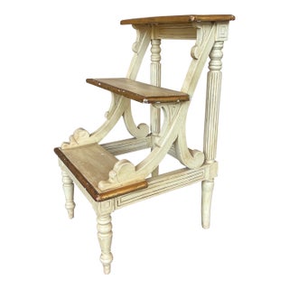 Vintage Mid Twentieth Century Regency Style White and Gold Library Steps For Sale