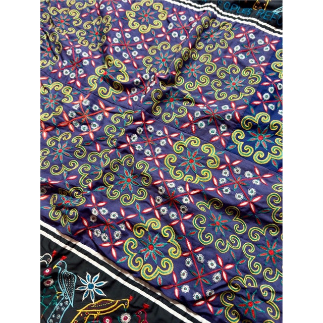 1980s Hmong Hill Tribe Refugee Story Cloth, 1975. For Sale - Image 5 of 12