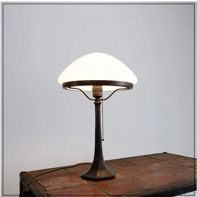 Wear consistent with age and use Art Deco - desk lamp - vintage Measures : Ø 29cm H:45cm Material : Bronze - opaline glass...