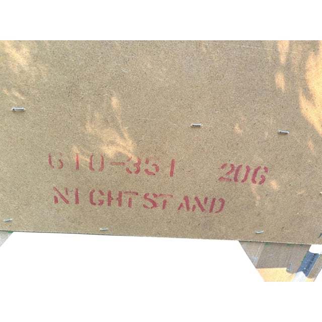 Georgian Style Mahogany Banded Wood Three-Drawer Nightstand For Sale - Image 16 of 16