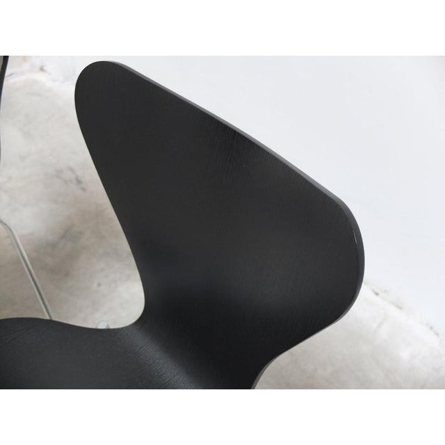 Wood Vintage Black Series 7 Chairs by Arne Jacobsen for Fritz Hansen, 1955, Set of 4 For Sale - Image 7 of 18