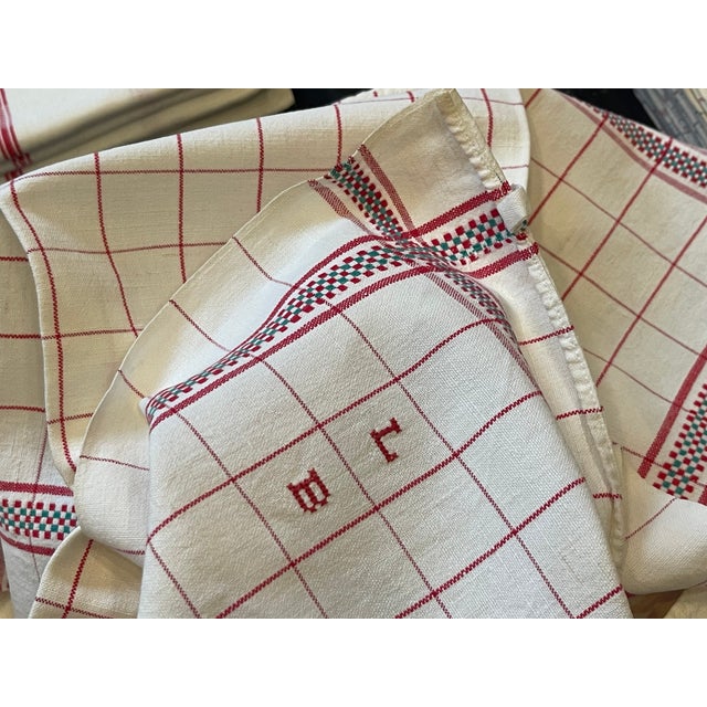 French Kitchen Table Towels in Linen Canvas with Embroidery, 1920s, Set of 82 For Sale - Image 15 of 18
