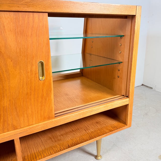 Brown Vintage Counter Display Case on Gold Legs, 1960s For Sale - Image 8 of 16