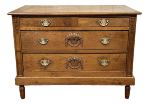 Chest of Drawers in Oak