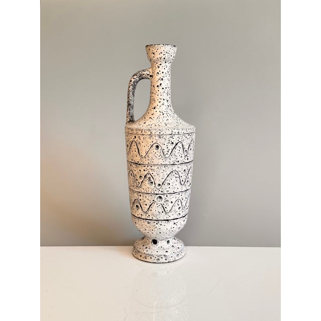 Ceramic Jug Vase with Crater-Like Structure and Graphic Decor, Germany / GDR, 1970s For Sale - Image 12 of 12