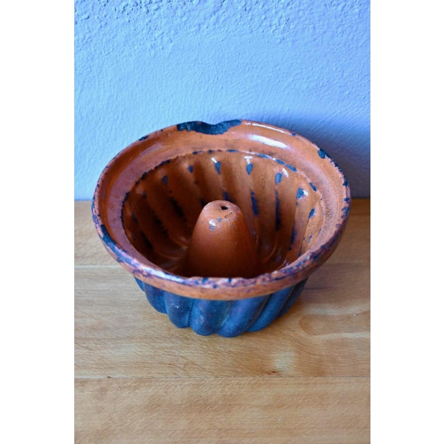 1940s 19th Century Alsatian Kugelhopf Mold in Glazed Terracotta, 1940s For Sale - Image 5 of 6