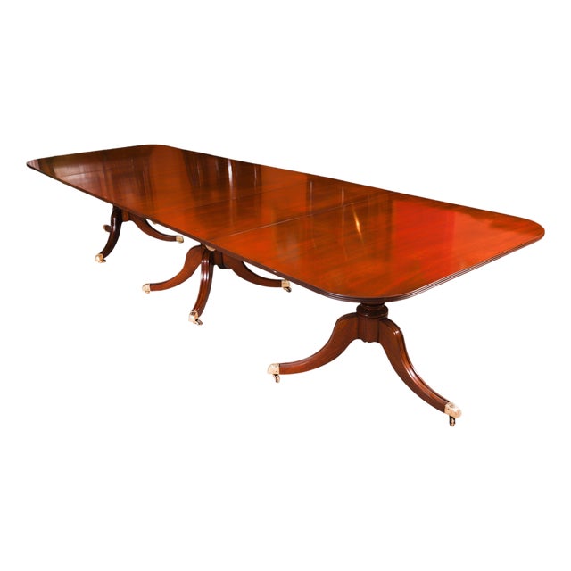 Antique Regency Revival Triple Pillar Dining Table Whytock & Reid 20th Century, 1890s For Sale