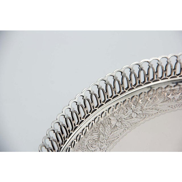 Circular Silver Ticket Box with Grate, in Good conditions.