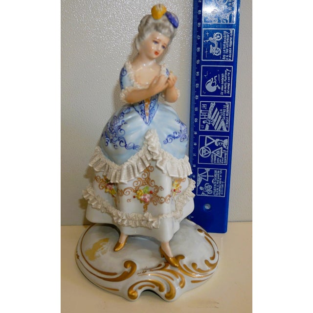 Vintage Porcelain Figurine from Capodimonte, 1950s For Sale - Image 9 of 10