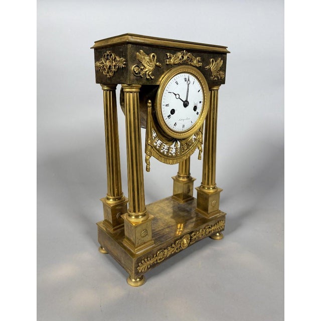 Bronze portico clock from the Empire period, 19th century For Sale - Image 9 of 10