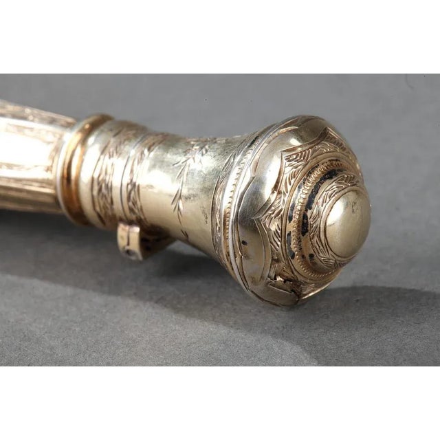 Silver Mid-19th Century Silver Mounted Glass Scent Bottle For Sale - Image 8 of 15