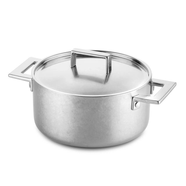 Contemporary Mepra Attiva 18/10 Stainless Steel and Pewter Finish 10" or 24 Cm Casserole Pan With Handles and Lid For Sale - Image 3 of 3