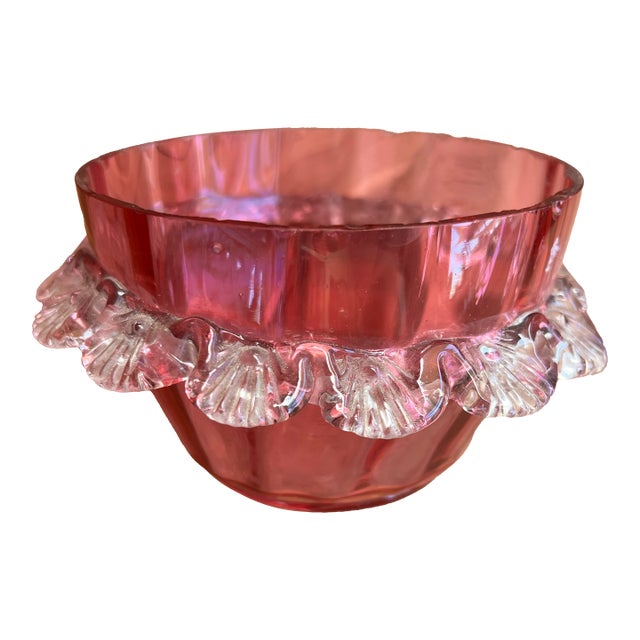 Late 19th Century Victorian Pink Art Glass Bowl For Sale