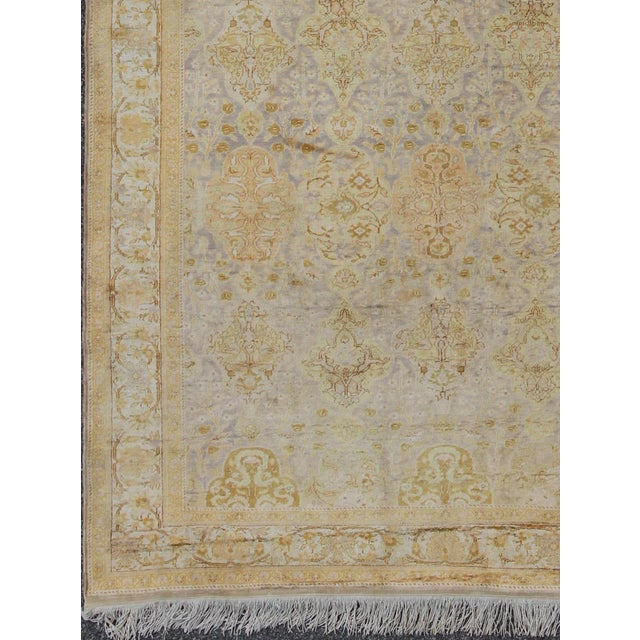 Early 20th Century Silk Turkish Sivas With All-Over Stylized Design in Gold Lavender and Cream 6'5 X 9'10 For Sale - Image 5 of 10