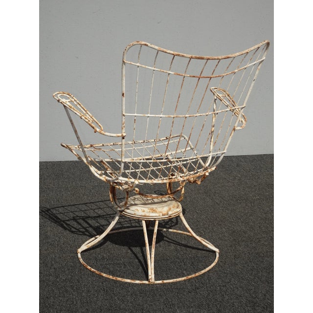 Vintage Mid-Century Modern Homecrest Style White Wire Swivel Rocker Lounge Chair For Sale In Los Angeles - Image 6 of 13