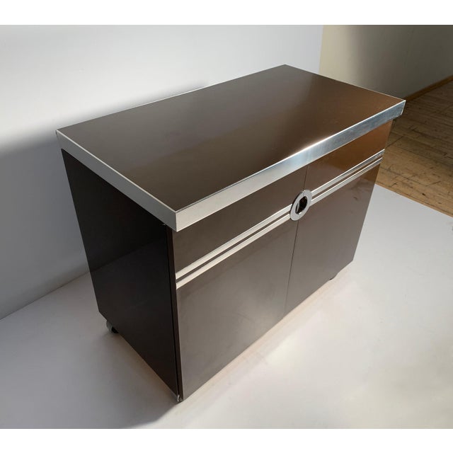 Brown Pierre Cardin / Willy Rizzo / Milo Baughman Bar Cabinet on Castors For Sale - Image 8 of 14