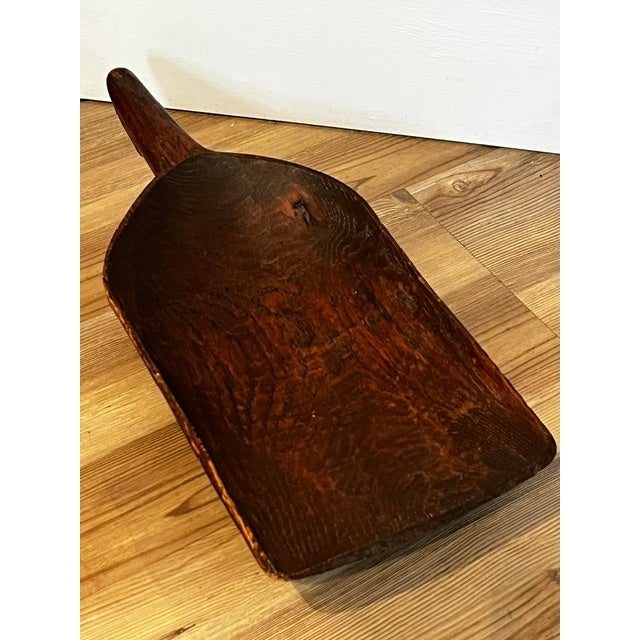 Primitive feed and grain scoop. Early 20th century.