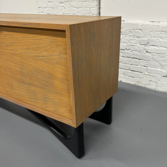 Beithcraft-Style Custom Made Sideboard For Sale In New York - Image 6 of 11