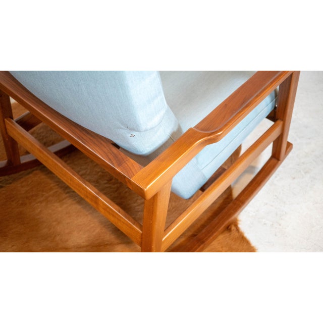 Design Within Reach Risom Rocker and Jens Ottoman, a Set For Sale - Image 13 of 18