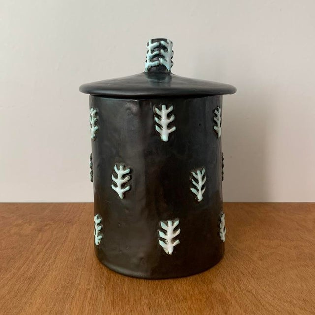 Rare Odette Dijeux mid-century large box, circa 1950, Belgium. Black enameled ceramic with pale blue-green patterns....
