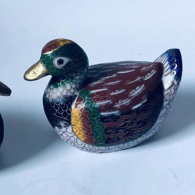 Pair of Vintage Cloisonné Enamel Mandarin Duck Figures – Pair, Floral & Feather Motif For Sale In Los Angeles - Image 6 of 9