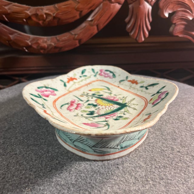 Antique Chinese Export Famille Rose Pedestal Plate For Sale - Image 4 of 9