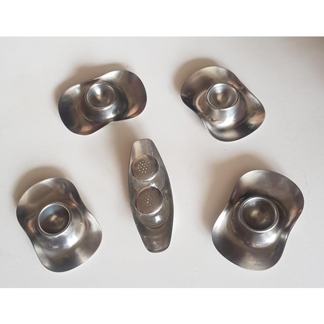 Mid-Century Modern Egg Cup Salt and Pepper Shakers by Wilhelm Wagenfeld for WMF, 1960s, Set of 5 For Sale - Image 3 of 6