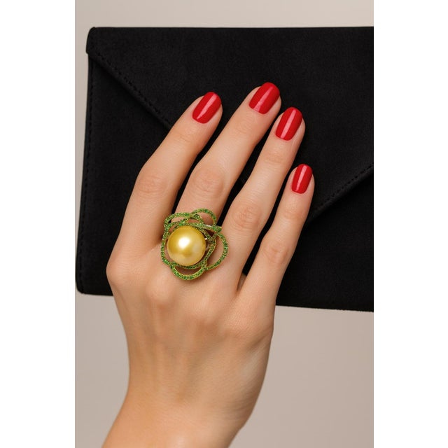 Late 20th Century Bochic “Orient” Vintage South Sea Pearl & Emerald Ring Set 18K Gold & Silver For Sale - Image 5 of 10