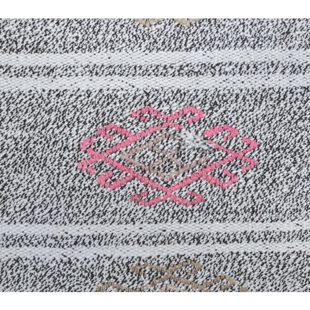 1970s Handwoven Vintage Turkish Wool Flatweave Kilim Rug For Sale - Image 6 of 7