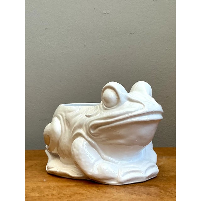 Mid 20th Century Vintage Italian White Frog Ceramic Vase For Sale - Image 5 of 12
