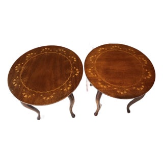 Late 20th Century Pair of Kindel Mahogany Round Side Tables With Floral Inlay For Sale