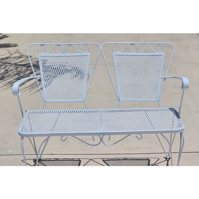 Vintage Mid-Century Modern Russell Woodard Style Wrought Iron Patio Settee Bench – Hollywood Regency Salterini Style Garden Loveseat For Sale - Image 11 of 17