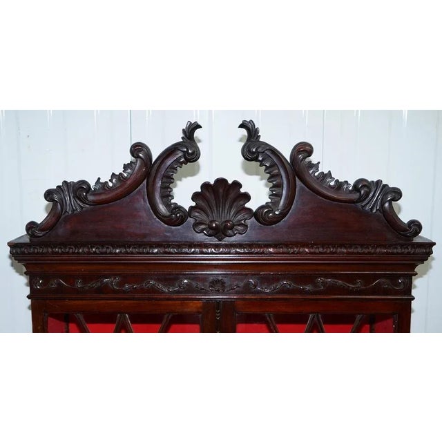 George III Thomas Chippendale Hardwood Bookcase on Serpentine Chest Drawers For Sale - Image 5 of 18