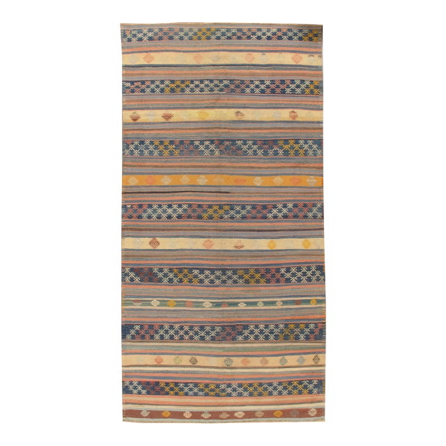 Vintage Turkish Hand-Woven Kilim - 5ft 8in X 11ft 5in For Sale