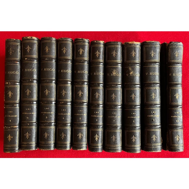 Fine Bindings - Set of Books in French Language - Victor Hugo "Les Miserables 1863 - 10 Volumes For Sale - Image 4 of 11