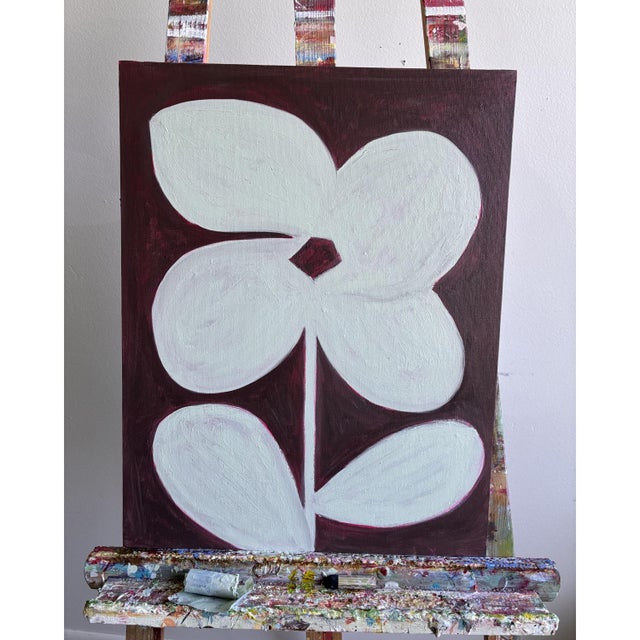 Contemporary Original Four-Petal Flower Painting in Brushed Gold Frame, Oil on Canvas, 21" H X 17" W by Tatiana Duperault For Sale - Image 3 of 5