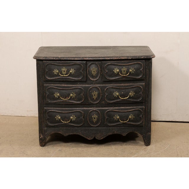 18th C. French Louis XV Bow-Front Commode For Sale - Image 9 of 10