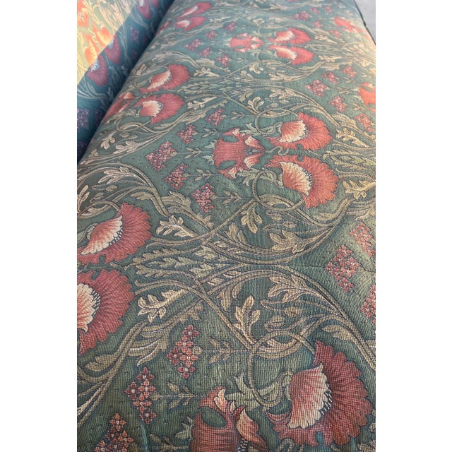 William Morris - Style Fabric Mid Century Down Chinese Chippendale Camelback Settee Sofa Couch Georgian Design For Sale - Image 12 of 18