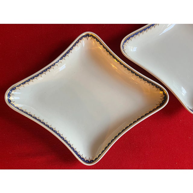 Antique Early 19th Century English Wedgwood Creamware Diamond Shape Serving Dishes or Bowls - a Pair For Sale In New York - Image 6 of 10
