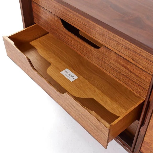 George Nakashima for Widdicomb Model 205 Mid Century Walnut and Carpathian Elm Sideboard Credenza For Sale - Image 9 of 12